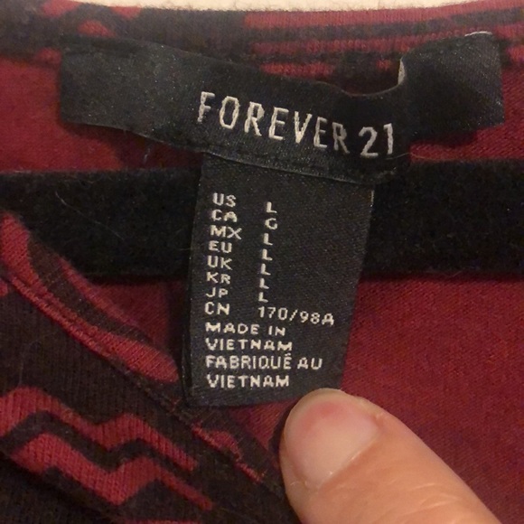 Size L Forever 21 Top - Picture 2 of 2
